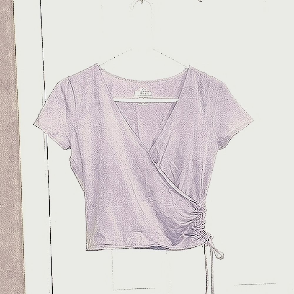 Hollister Lavender Baby Tee l Criss Cross Side Cinch